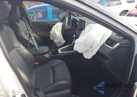 2020 Toyota Rav4 Hybrid Xse z USA, uszkodzony, nr VIN 2T3EWRFV1LW081473